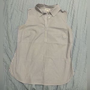 Calvin Klein sleeveless ladies shirt. Worn 2x. Medium